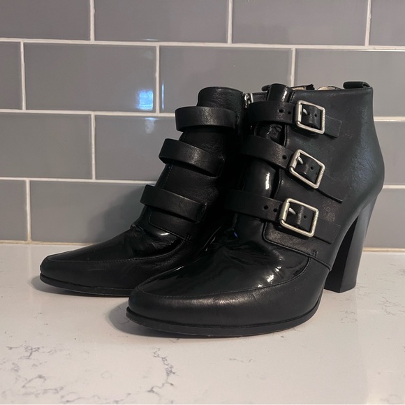 Jimmy Choo Black Leather Hutch Triple Buckle Ankle Boot size 38 IT/EU - Picture 2 of 8